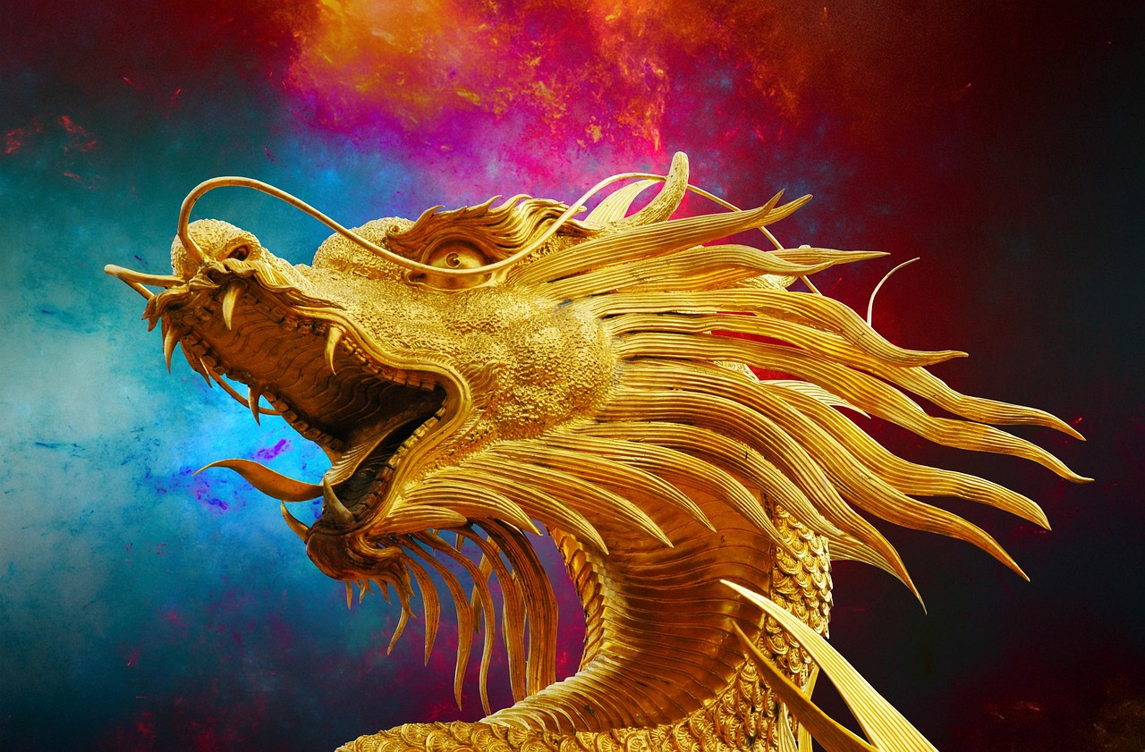 Golden dragon statue representing Dragon Gaming online slots and casino games popular in Southeast Asia